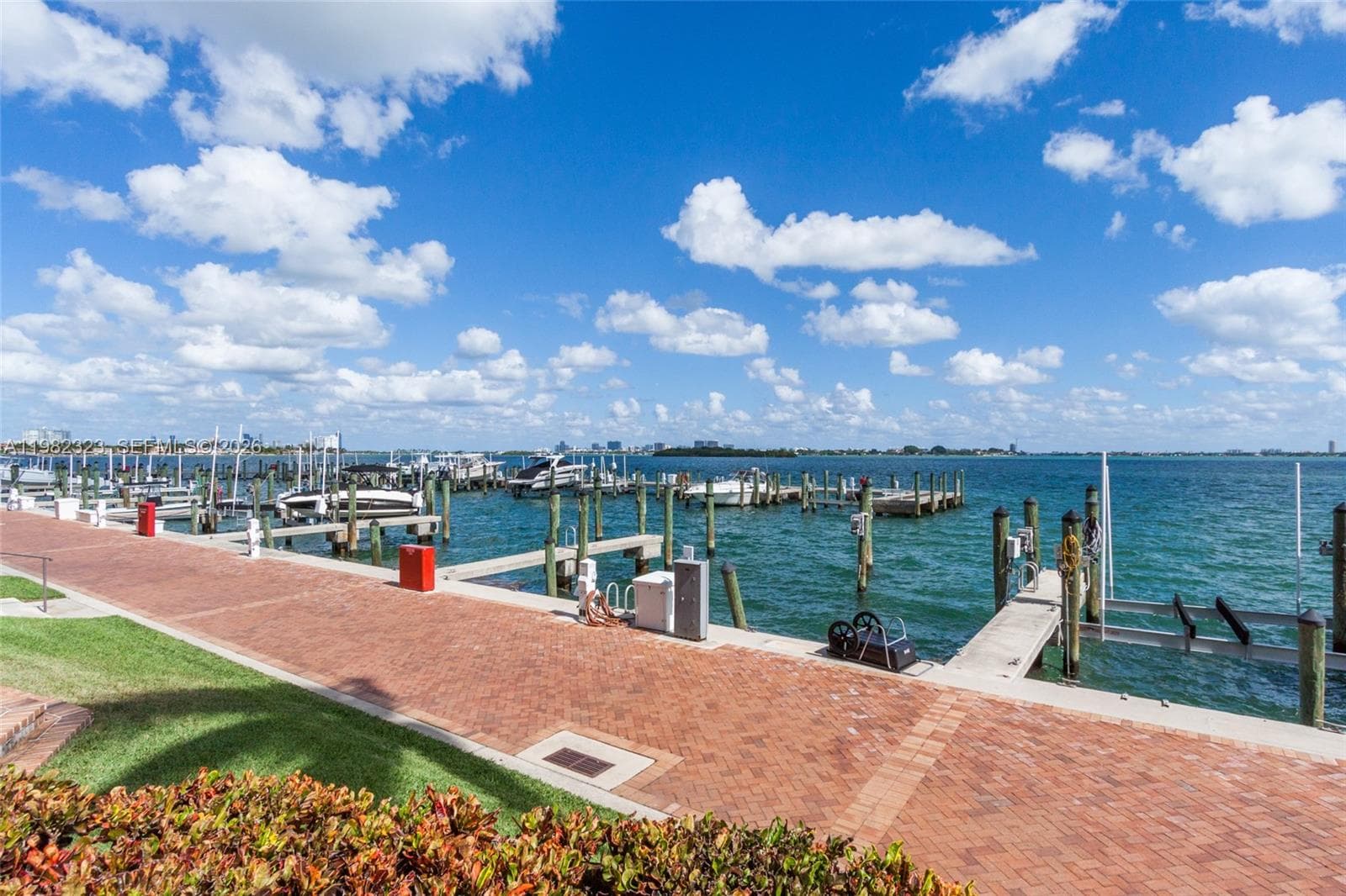 2000 Towerside Ter, Miami FL 33138 — 38