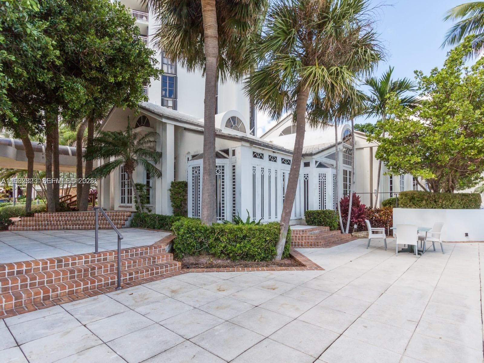 2000 Towerside Ter, Miami FL 33138 — 49