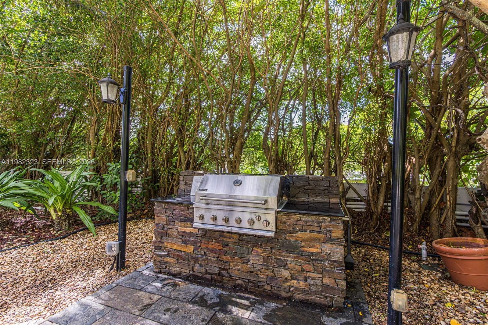 2000 Towerside Ter, Miami FL 33138 — 41