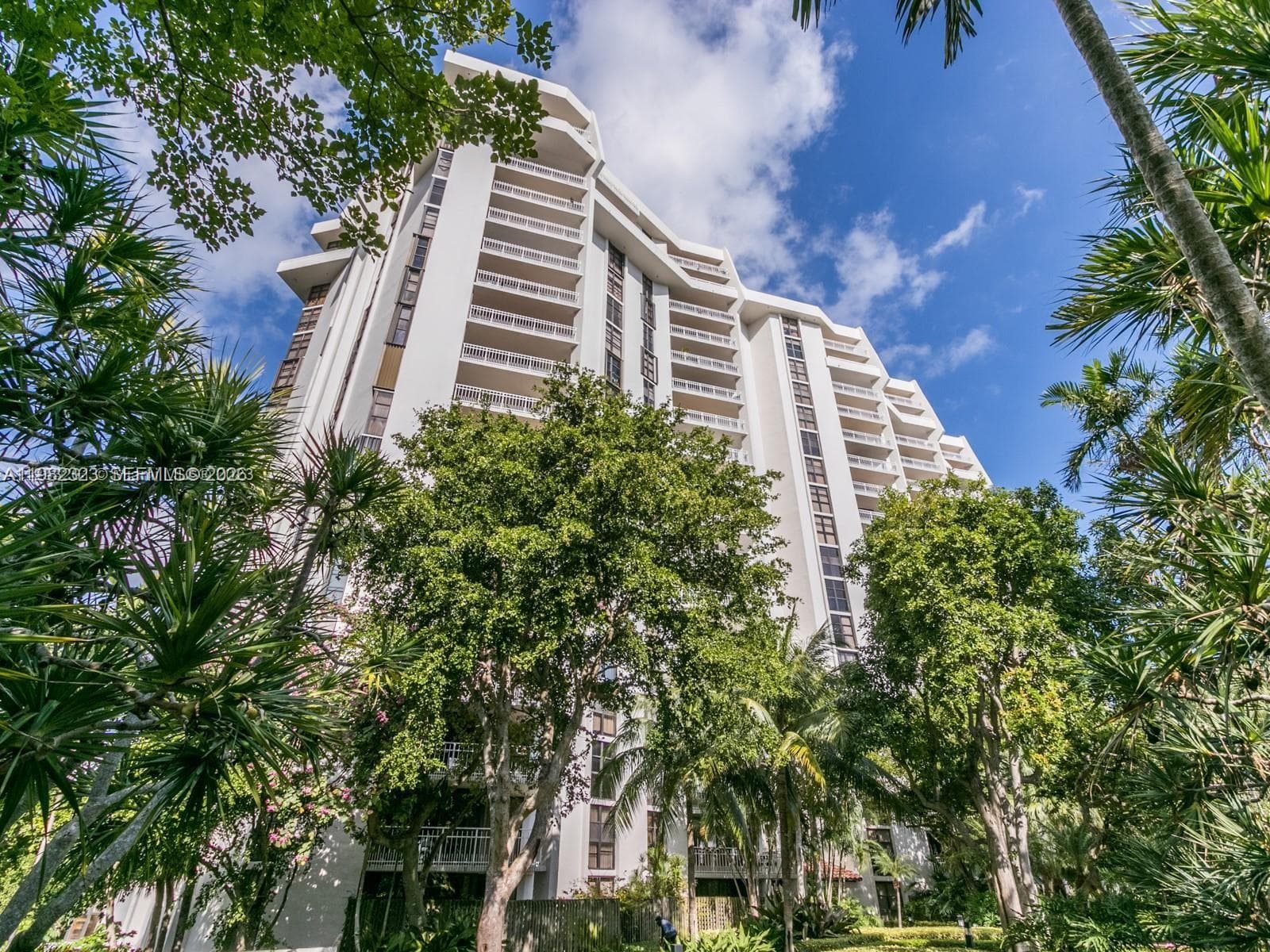 2000 Towerside Ter, Miami FL 33138 — 55