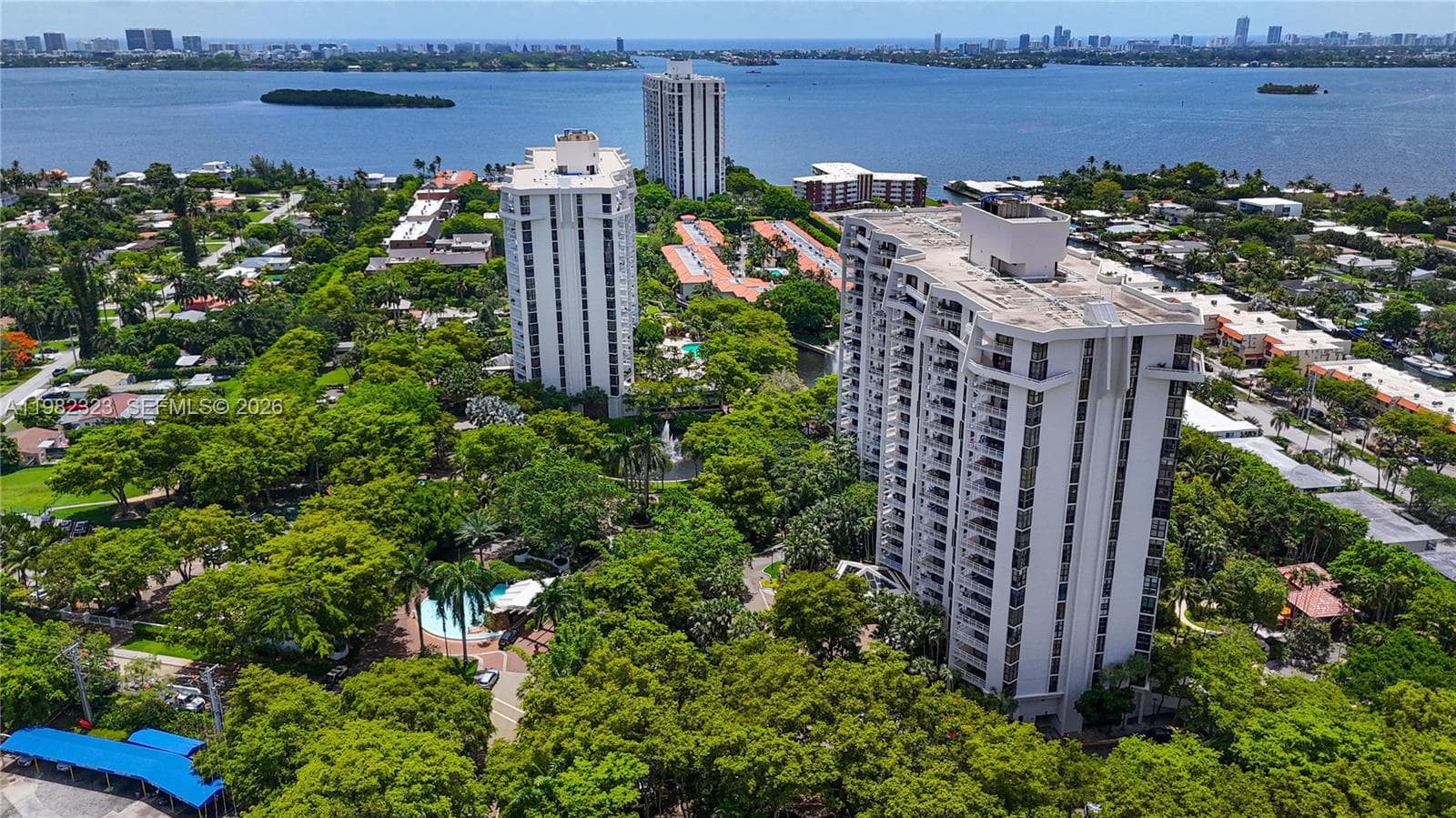 2000 Towerside Ter, Miami FL 33138 — 54