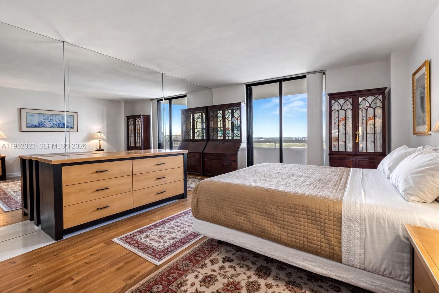 2000 Towerside Ter, Miami FL 33138 — 31