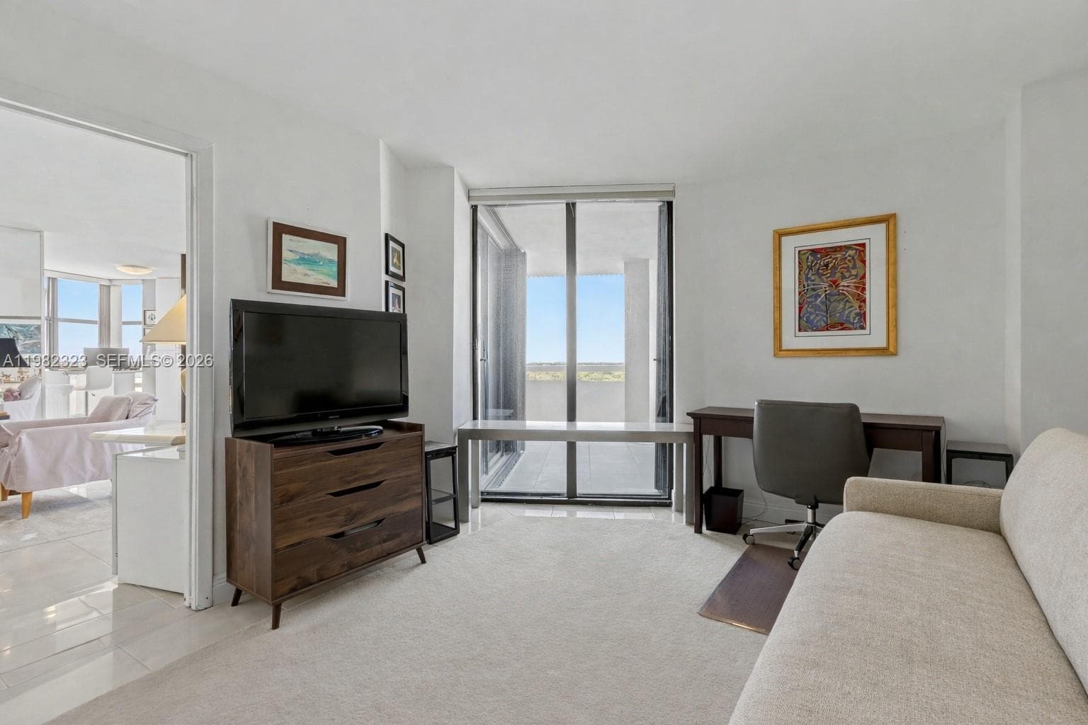 2000 Towerside Ter, Miami FL 33138 — 25