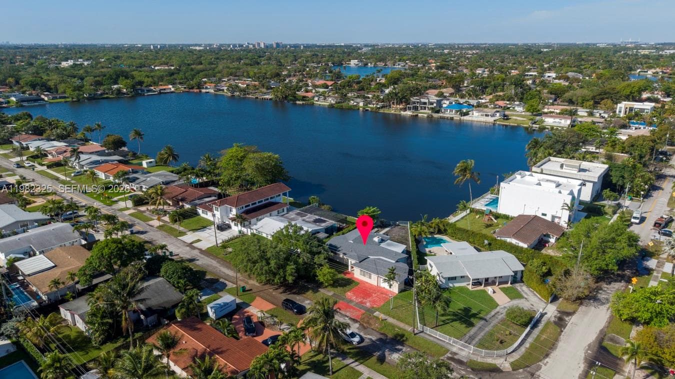 21330 NE 25th Ct, Miami FL 33180 — 4