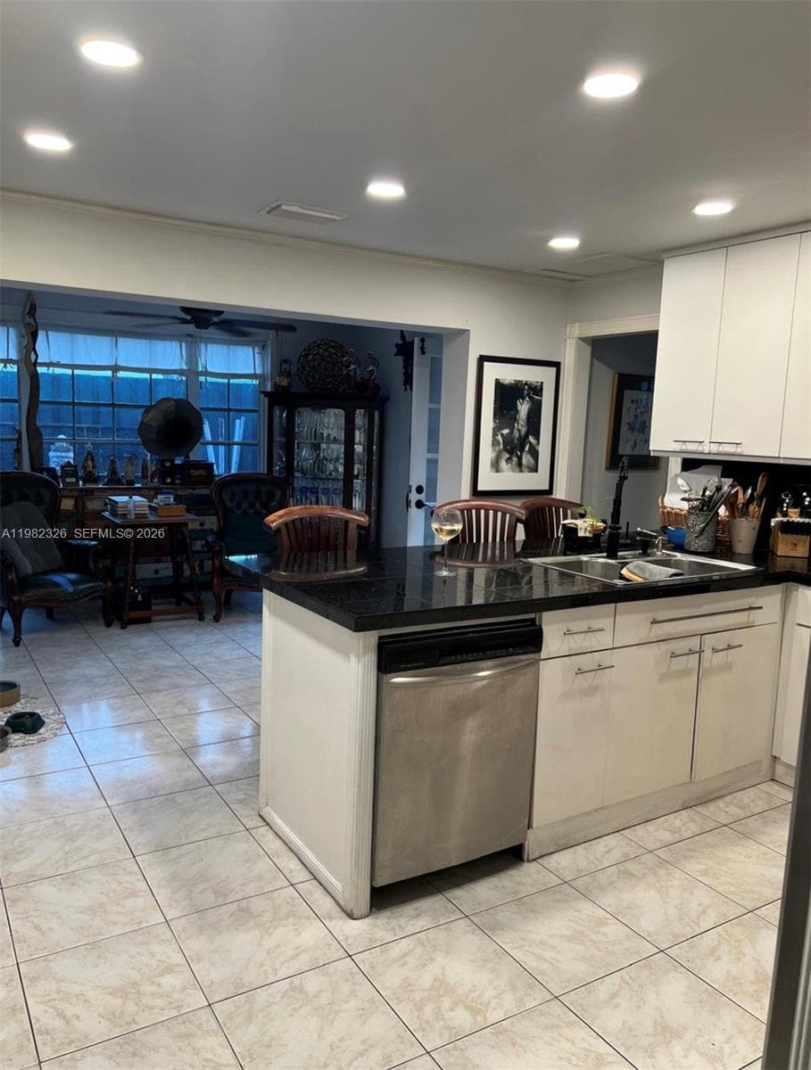 2190 SW 22 terrace, Miami FL 33145 — 23