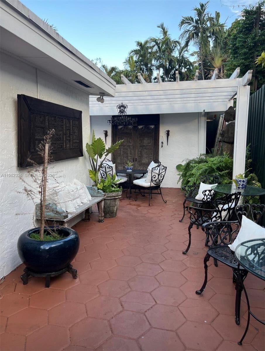 2190 SW 22 terrace, Miami FL 33145 — 28