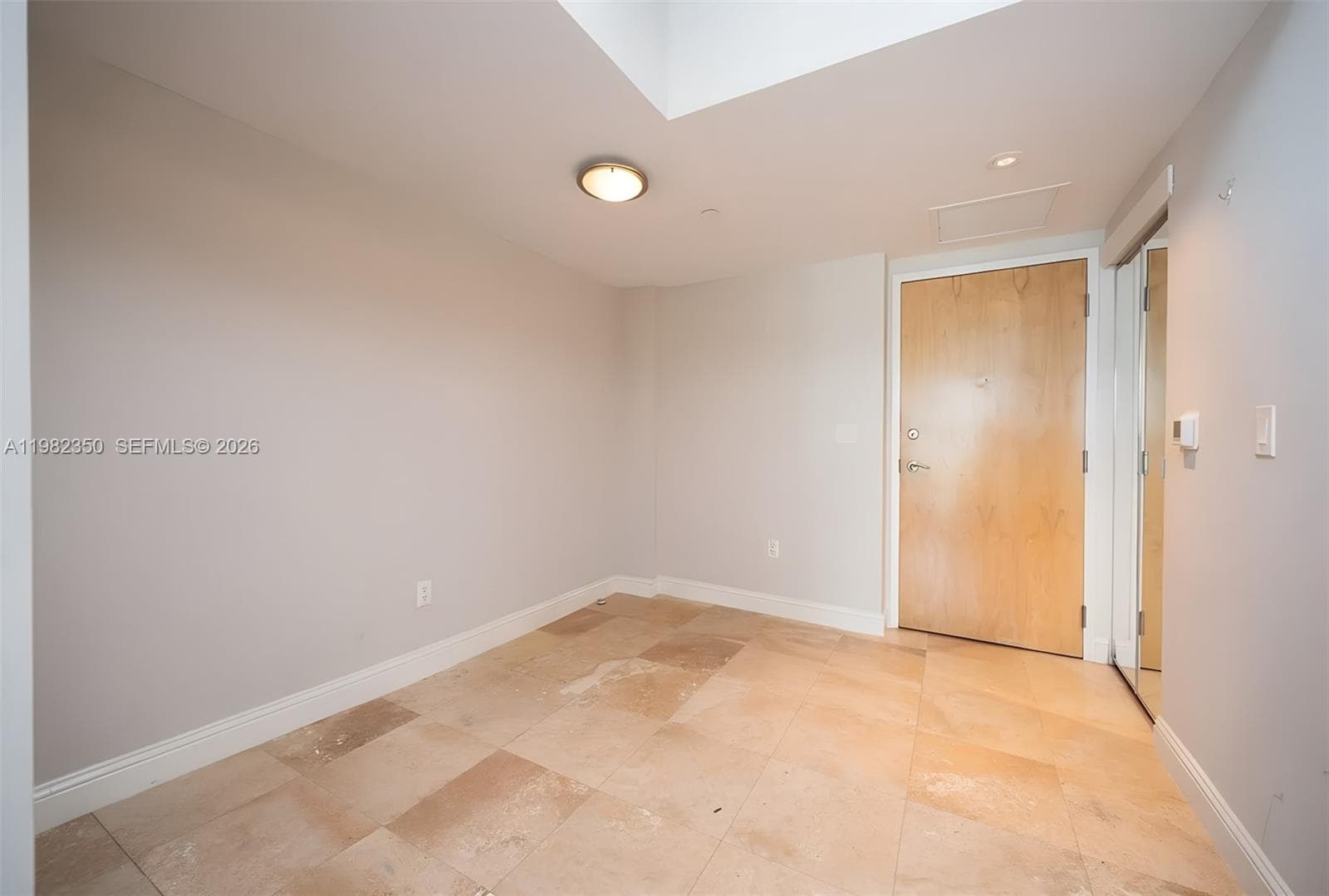 350 S MIAMI # 1709, Miami FL 33130 — 6