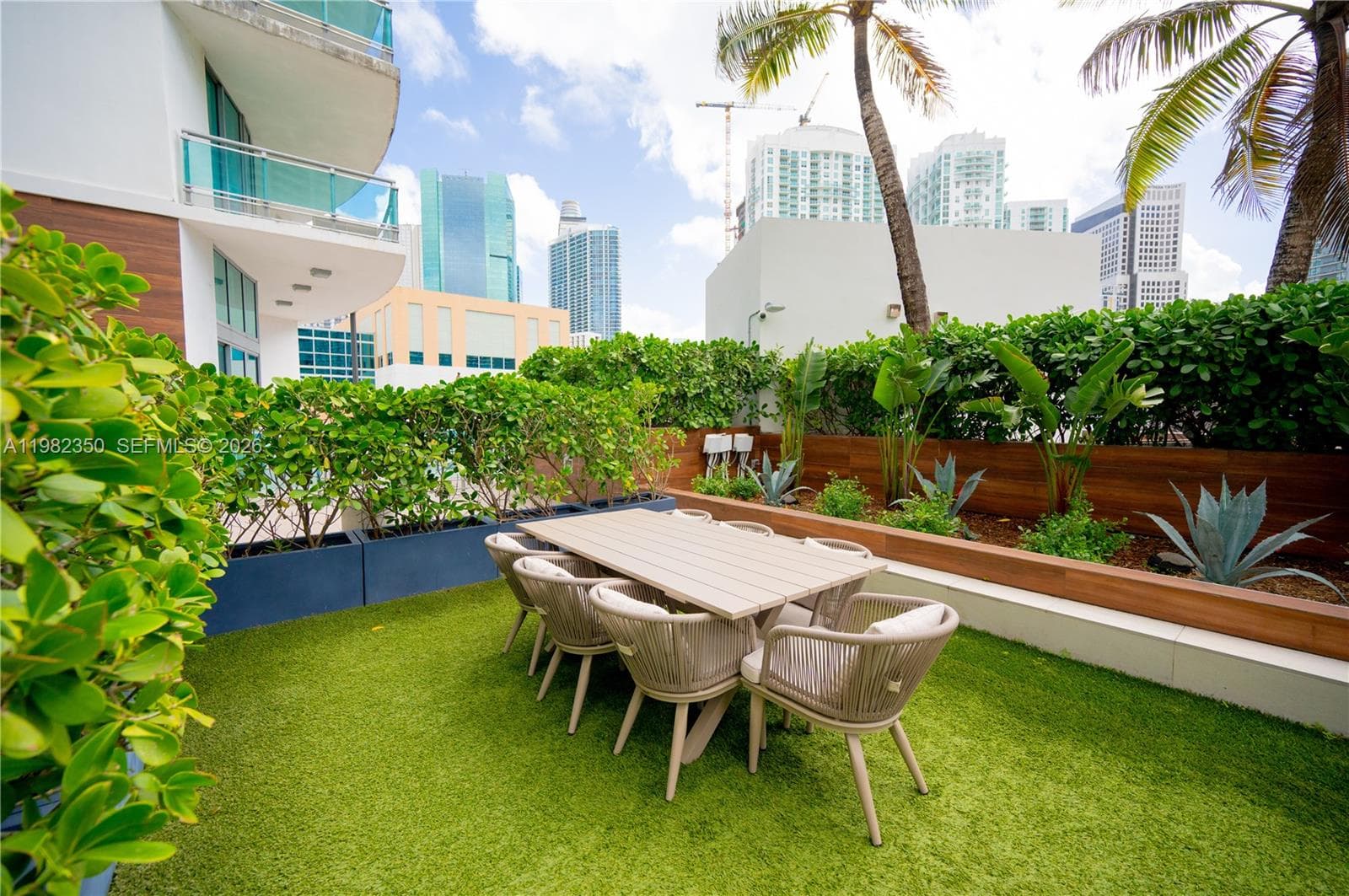350 S MIAMI # 1709, Miami FL 33130 — 26