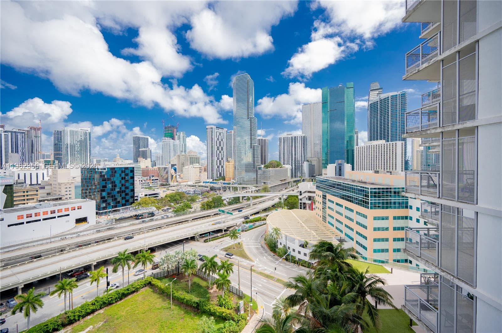 350 S MIAMI # 1709, Miami FL 33130 — 1