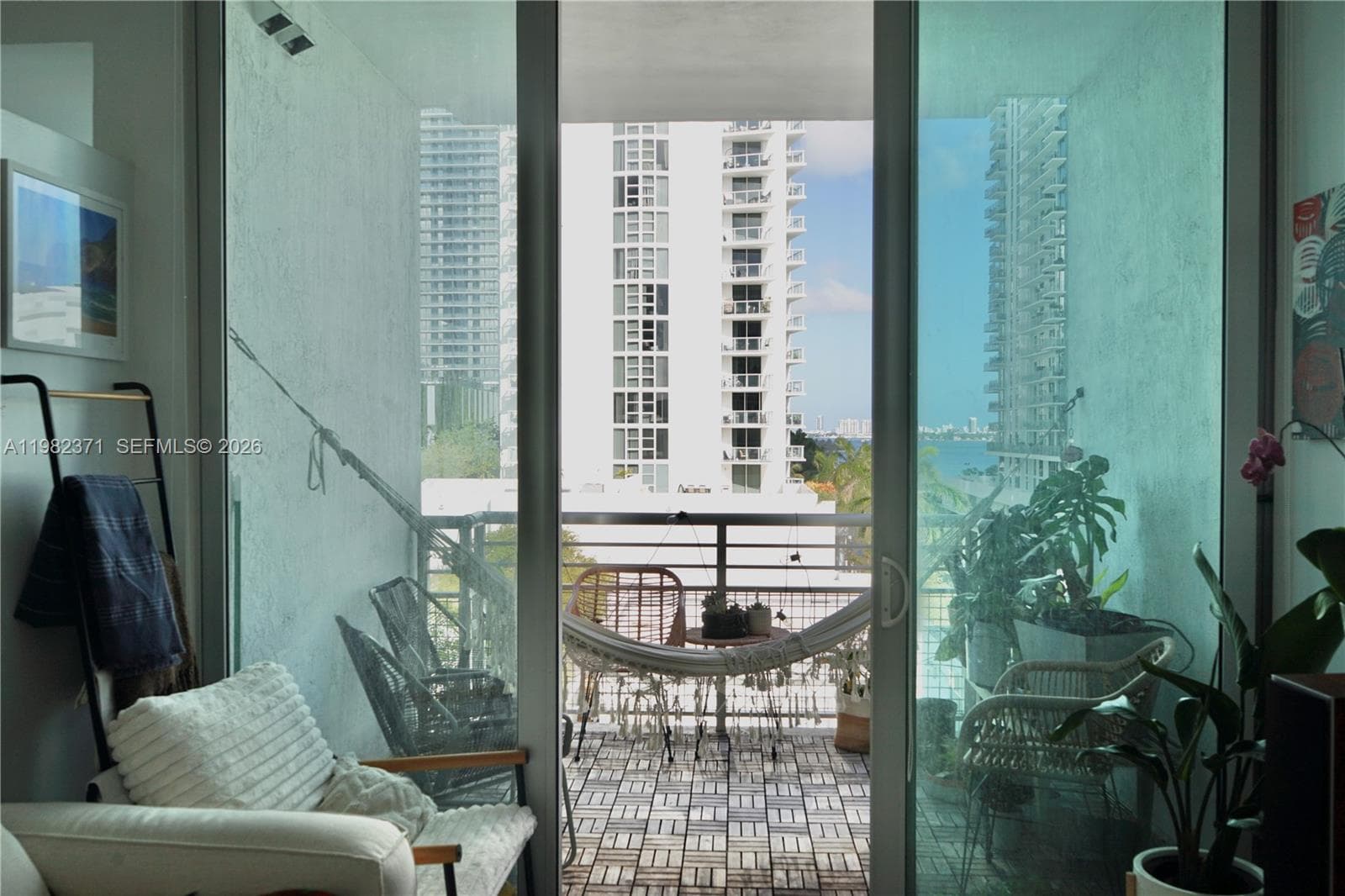 2200 NE 4th Ave # 503, Miami FL 33137 — 17