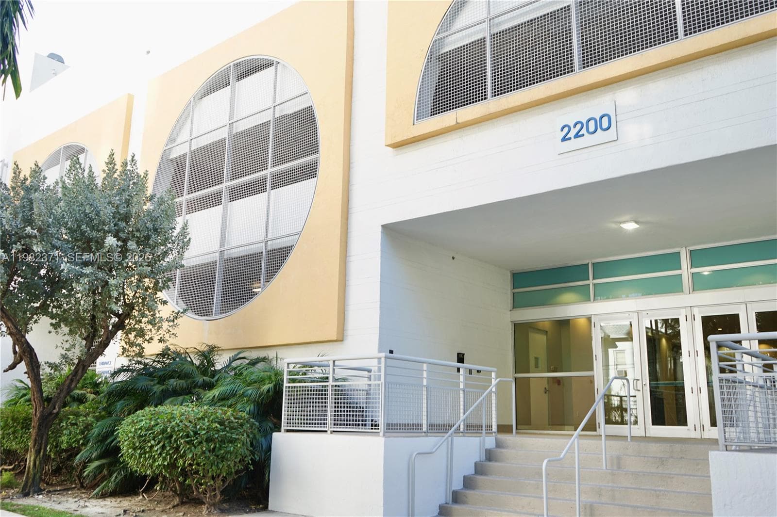 2200 NE 4th Ave # 503, Miami FL 33137 — 3