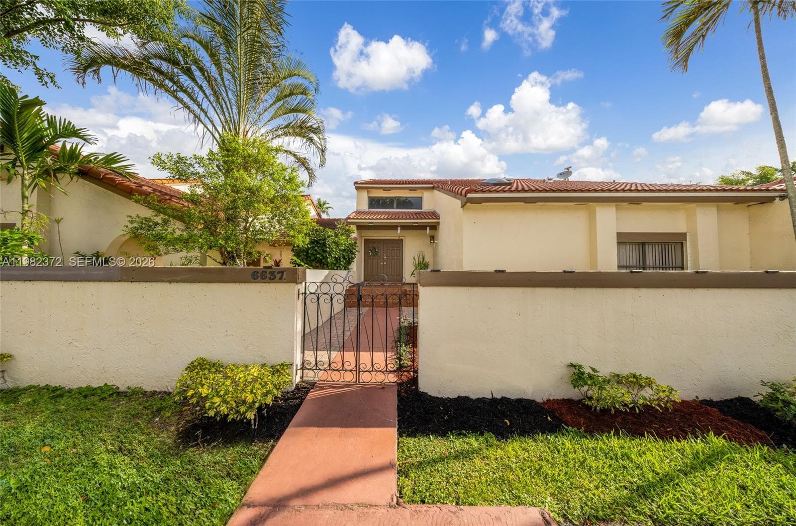 6637 NW 181st Ln # 6637, Hialeah FL 33015 — 1