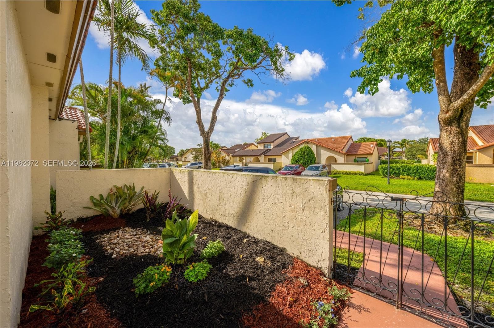 6637 NW 181st Ln # 6637, Hialeah FL 33015 — 5