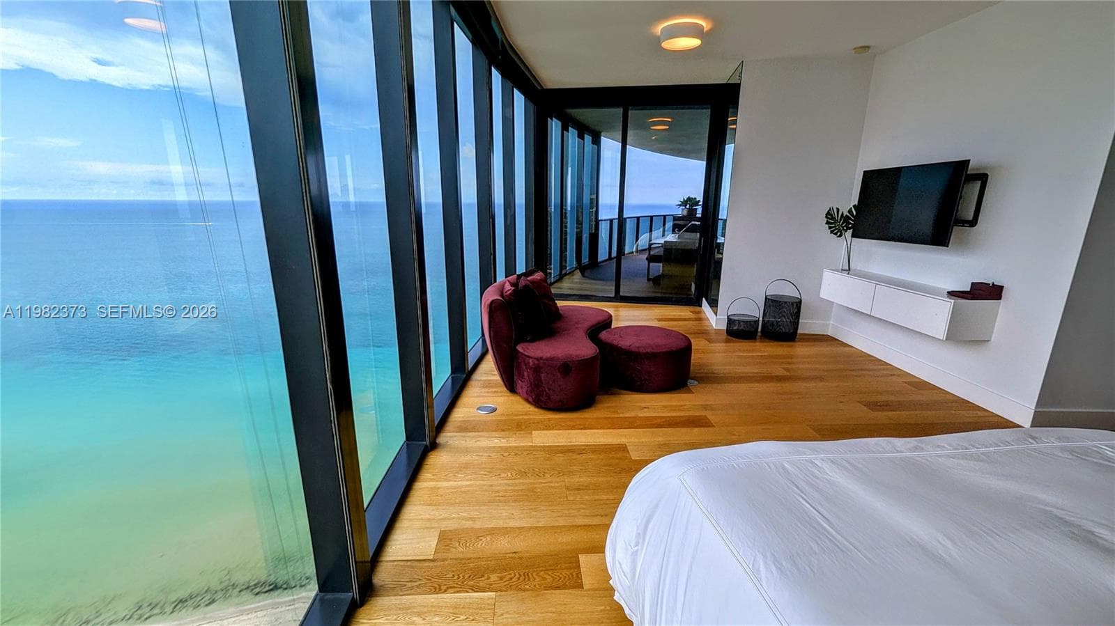 18555 Collins Ave. # 3005, Sunny Isles Beach FL 33160 — 23