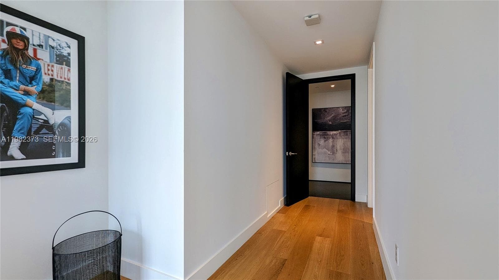 18555 Collins Ave. # 3005, Sunny Isles Beach FL 33160 — 30