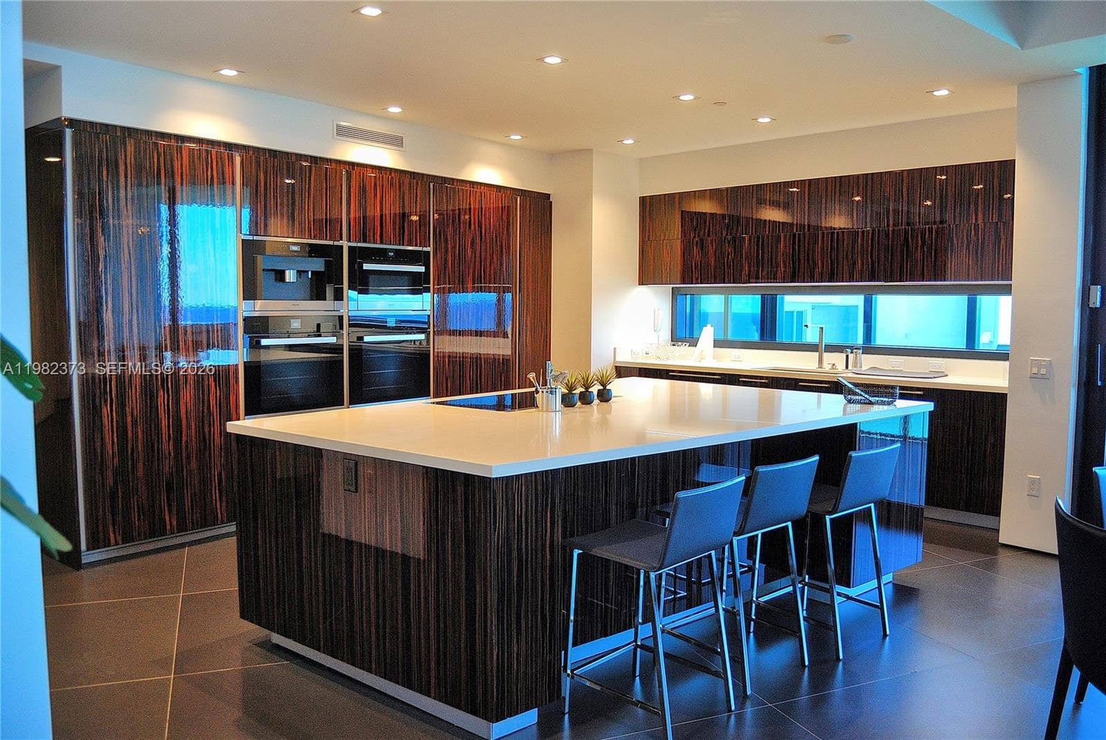 18555 Collins Ave. # 3005, Sunny Isles Beach FL 33160 — 14