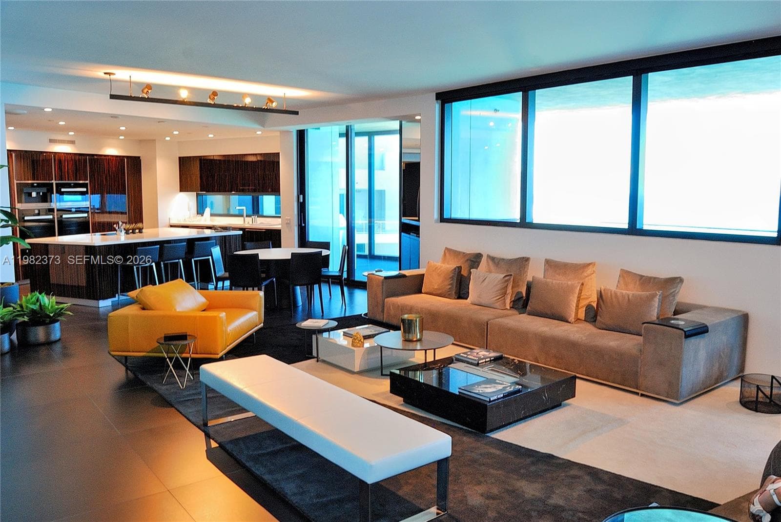 18555 Collins Ave. # 3005, Sunny Isles Beach FL 33160 — 11