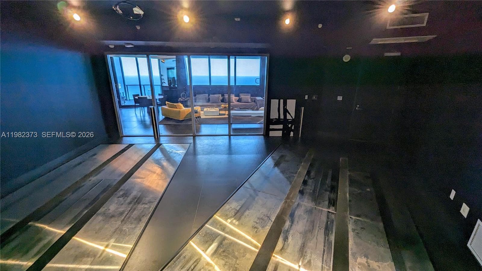18555 Collins Ave. # 3005, Sunny Isles Beach FL 33160 — 40