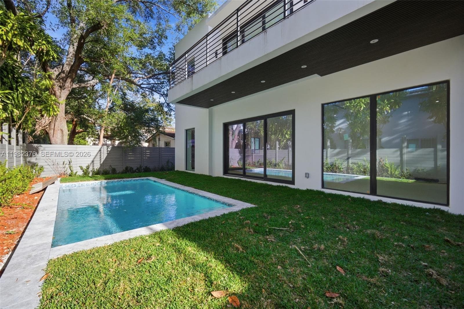 3545 Florida Ave, Miami FL 33133 — 24
