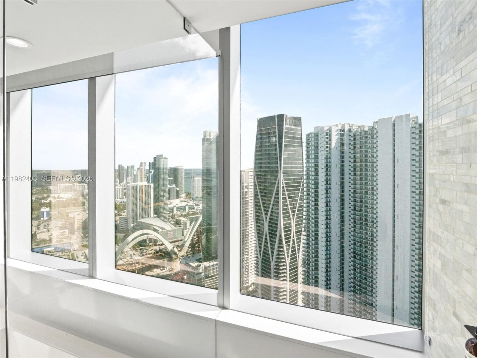 851 NE 1st Ave # 4801, Miami FL 33132 — 18
