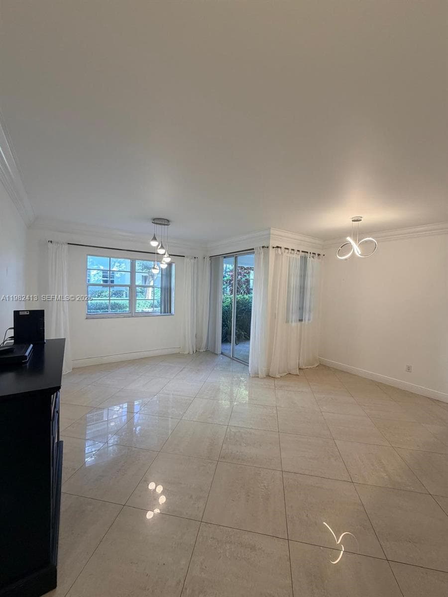 3165 NE 184th St # 6102, Aventura FL 33160 — 2