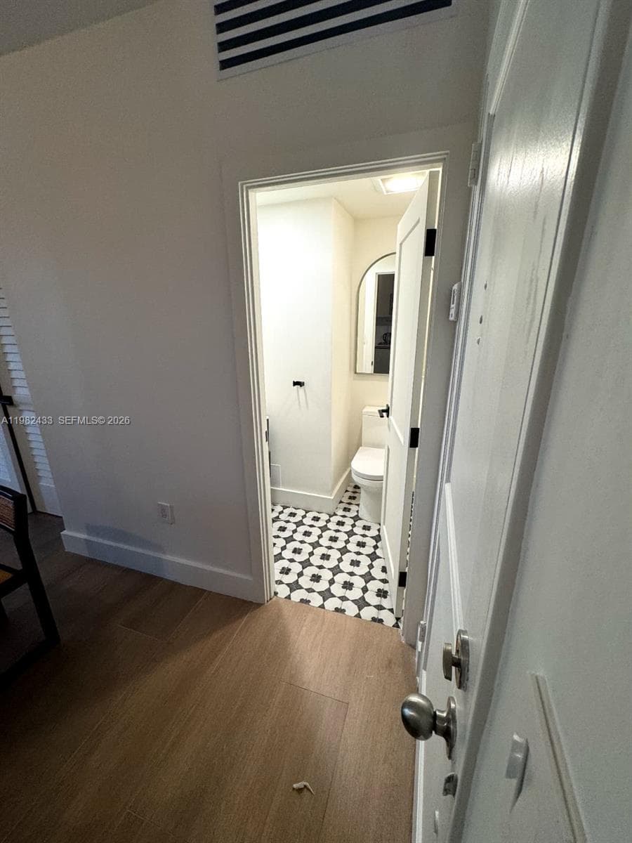 10185 Collins Ave # 323, Bal Harbour FL 33154 — 15