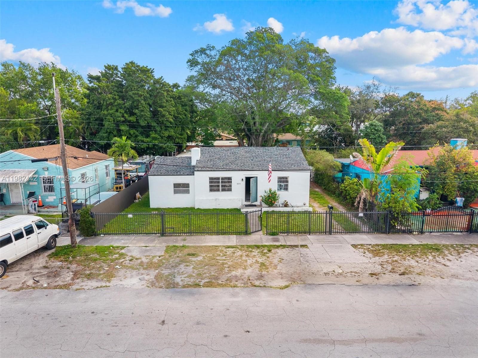 6223 NW Miami Pl, Miami FL 33150 — 2