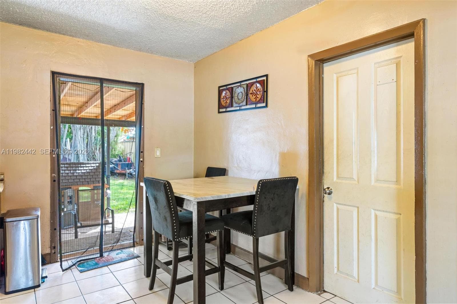 6223 NW Miami Pl, Miami FL 33150 — 7