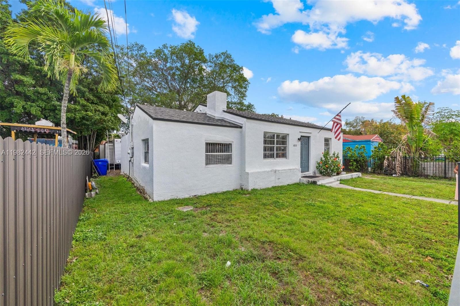 6223 NW Miami Pl, Miami FL 33150 — 19
