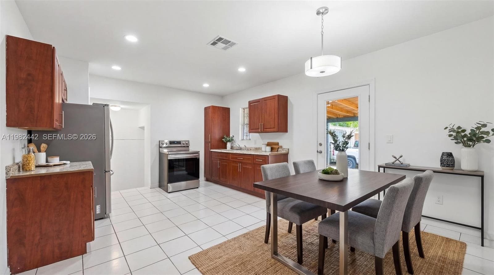 6223 NW Miami Pl, Miami FL 33150 — 31