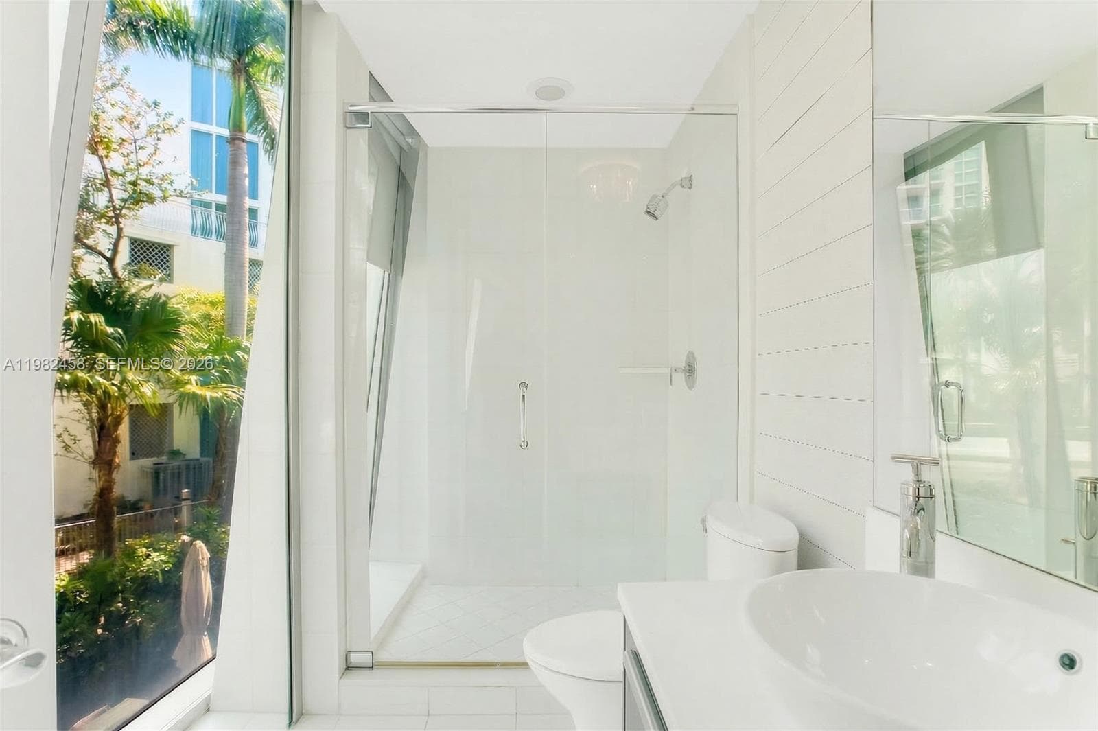 2950 NE 188th St # 150, Aventura FL 33180 — 28