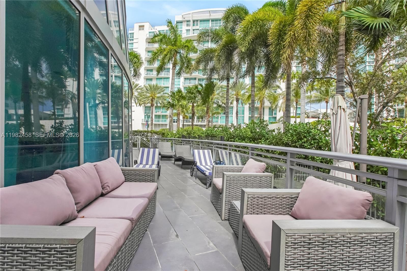 2950 NE 188th St # 150, Aventura FL 33180 — 11