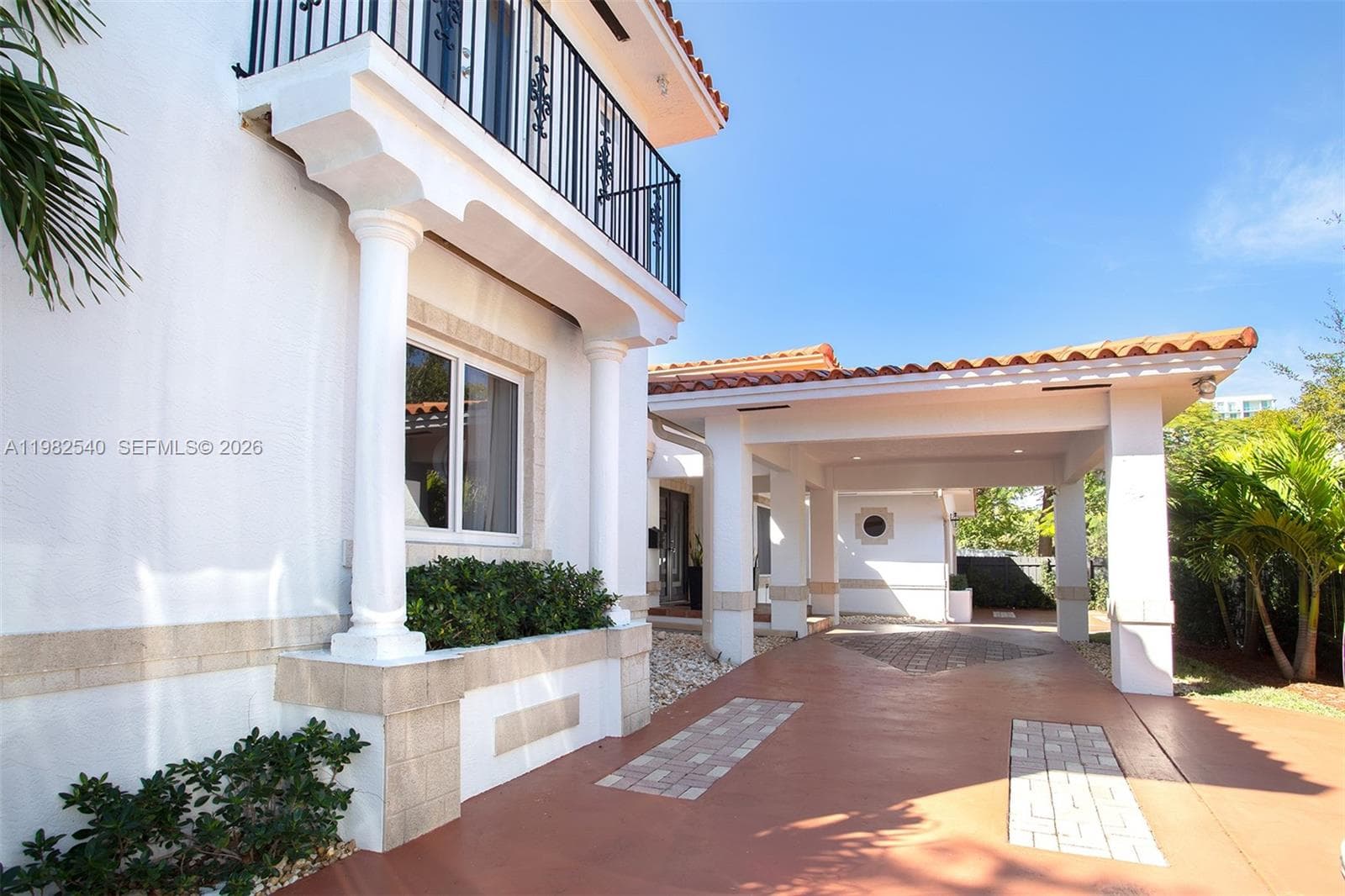 100 SW 26th Rd, Miami FL 33129 — 65