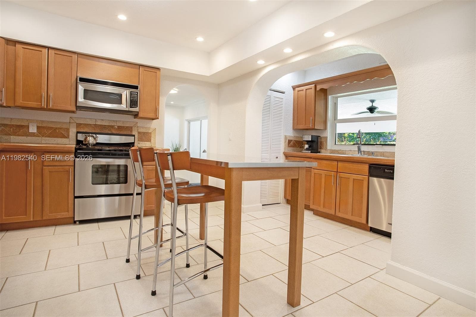 100 SW 26th Rd, Miami FL 33129 — 18