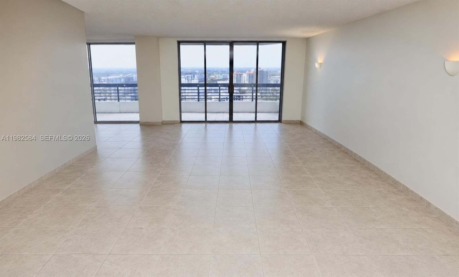 3500 Mystic Pointe Dr # 3701, Aventura FL 33180 — 2