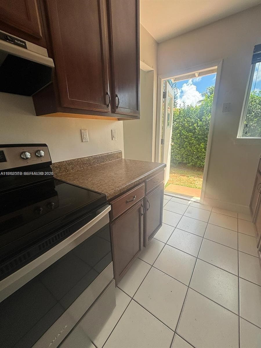 1015 NE 112th St, Biscayne Park FL 33161 — 8