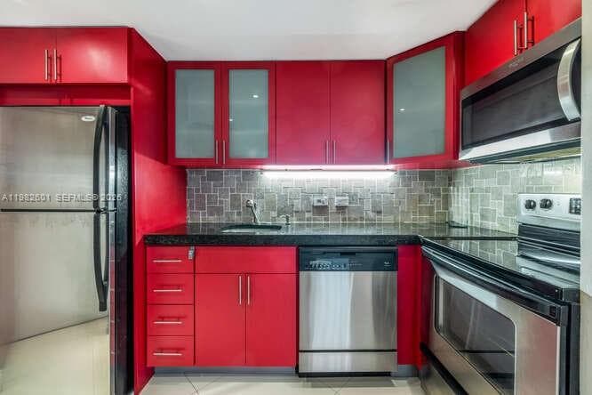 801 Brickell Bay Dr # 1262, Miami FL 33131 — 18