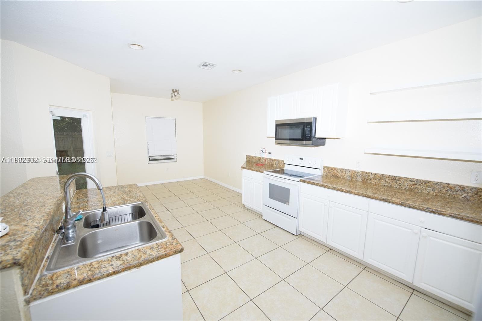 174 NE 32nd Ter, Homestead FL 33033 — 13
