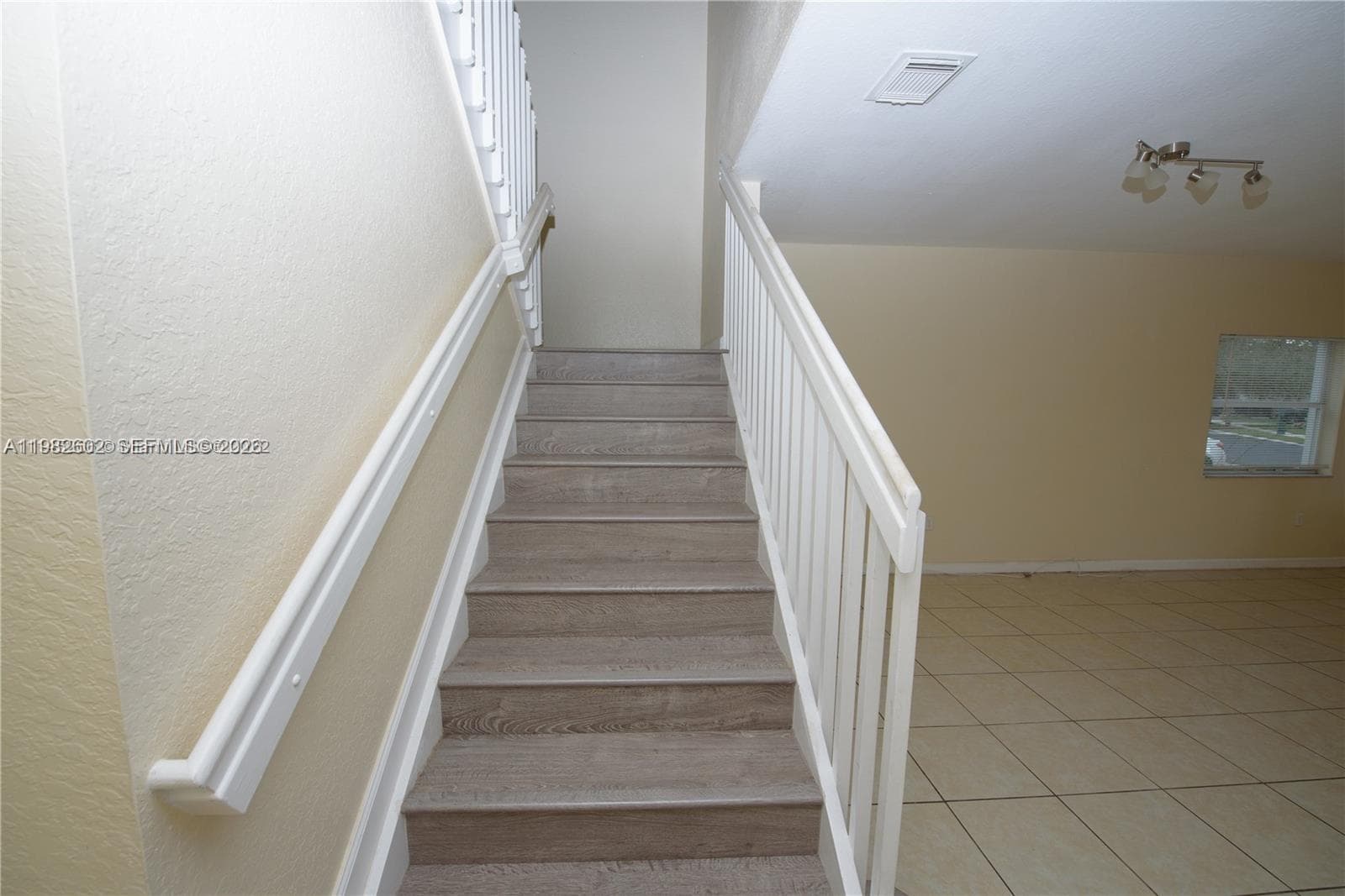 174 NE 32nd Ter, Homestead FL 33033 — 9
