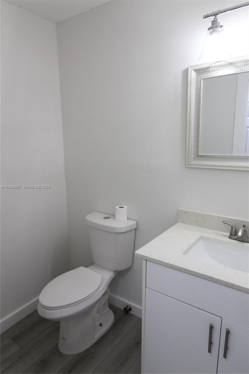 365 NE 125th St # 409, North Miami FL 33161 — 2