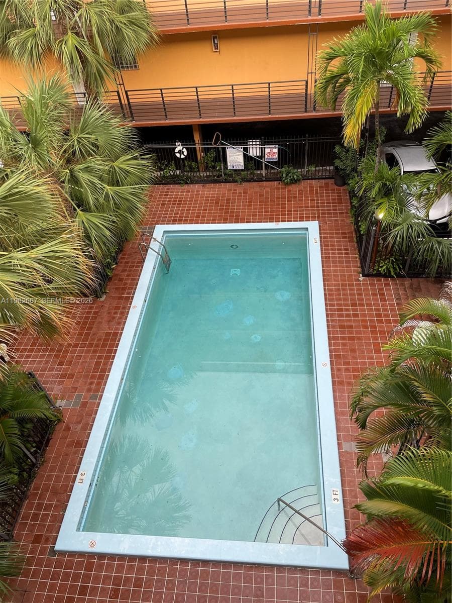 365 NE 125th St # 409, North Miami FL 33161 — 26