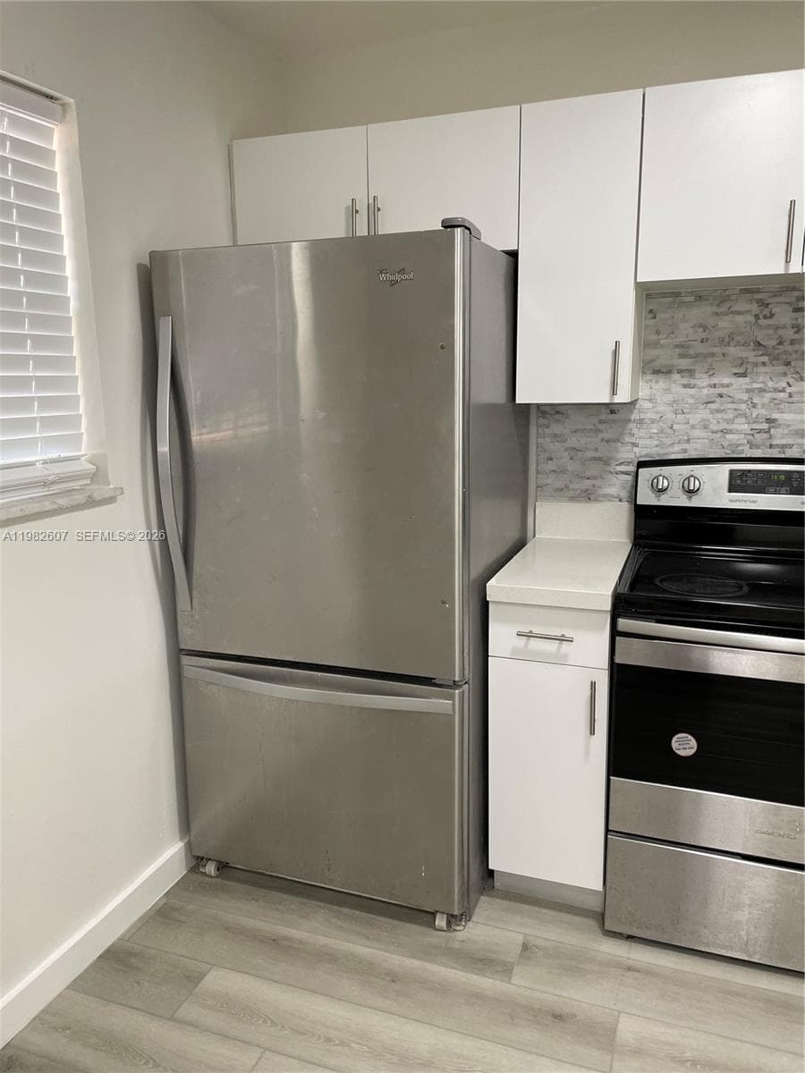 365 NE 125th St # 409, North Miami FL 33161 — 3