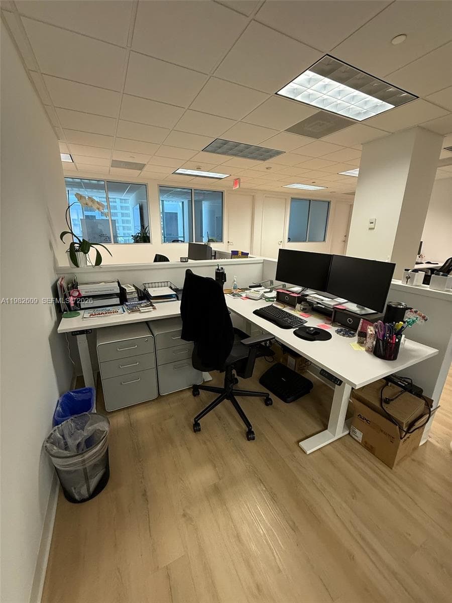 1101 Brickell Ave, FL 33131 — 3
