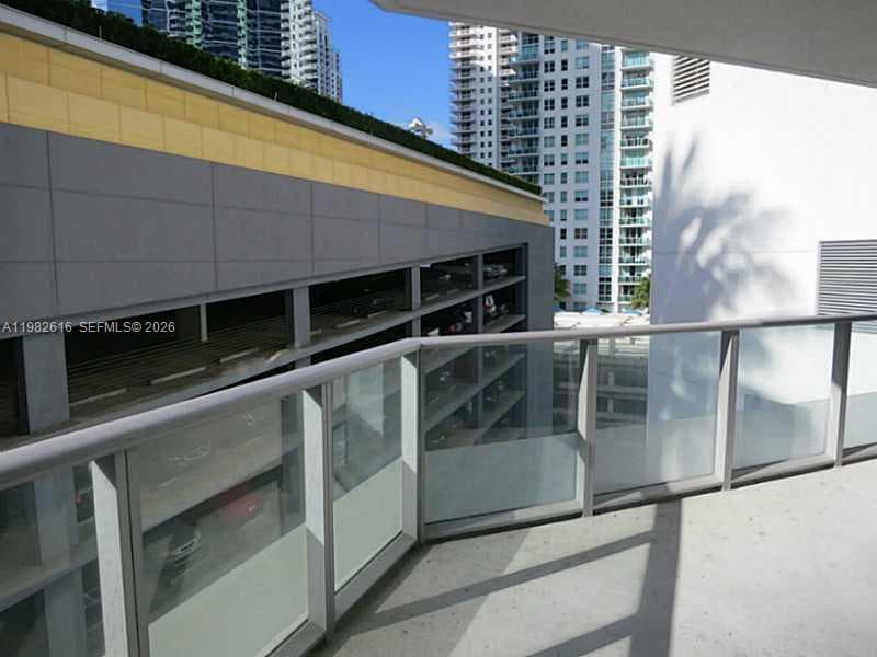 1300 BRICKELL BAY DR # 1100, Miami FL 33131 — 12