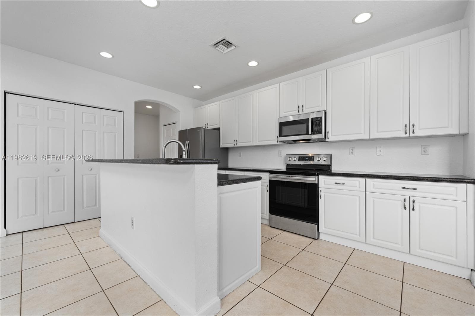 2022 SE 18th St, Homestead FL 33035 — 6