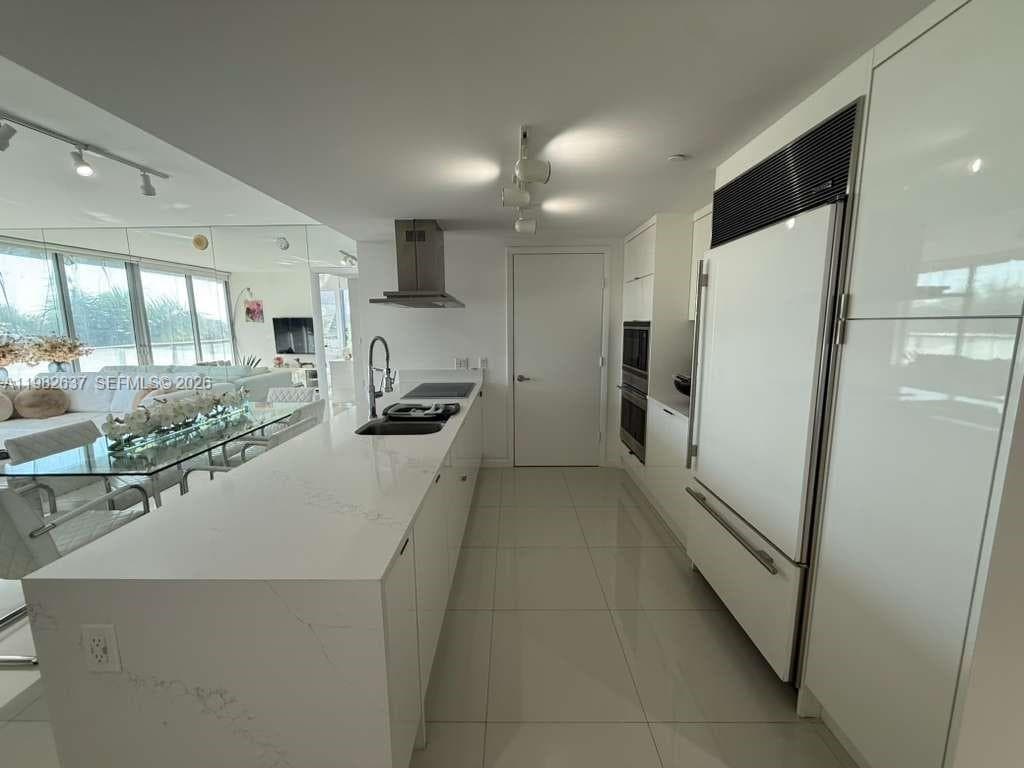 495 Brickell Ave # 511, Miami FL 33131 — 1