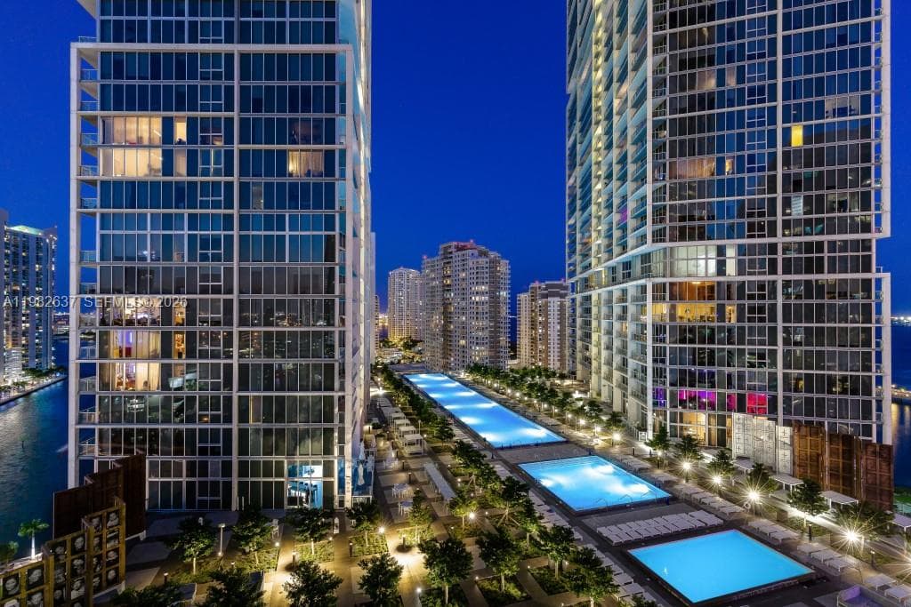 495 Brickell Ave # 511, Miami FL 33131 — 28