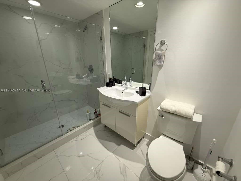 495 Brickell Ave # 511, Miami FL 33131 — 20