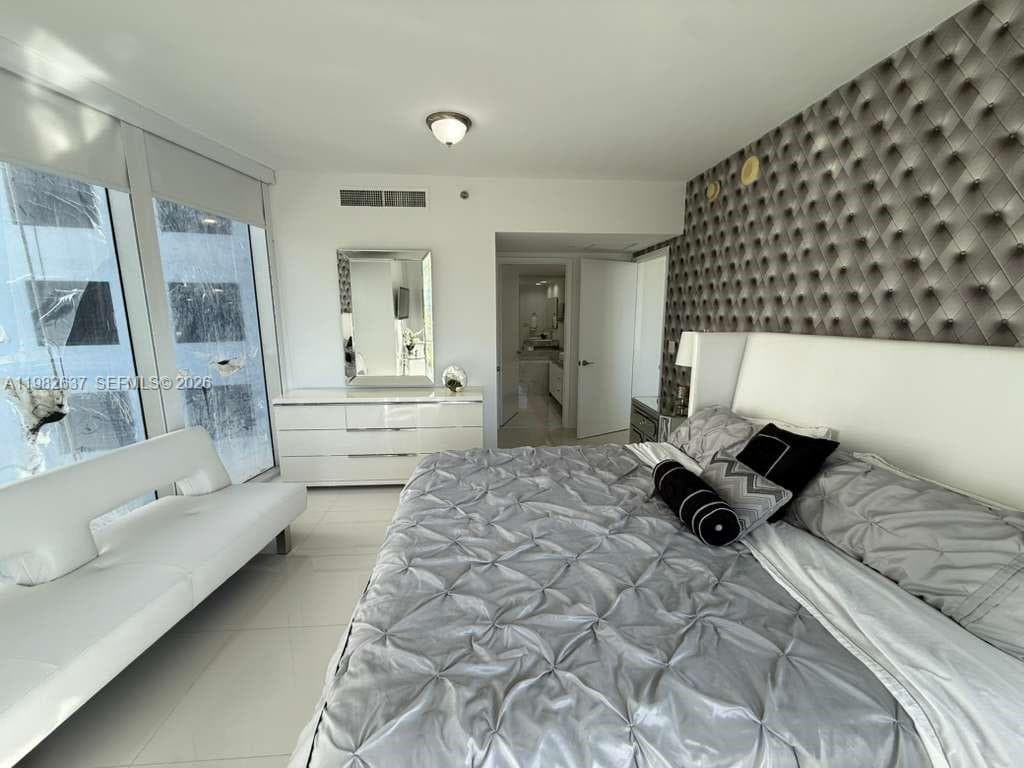 495 Brickell Ave # 511, Miami FL 33131 — 9