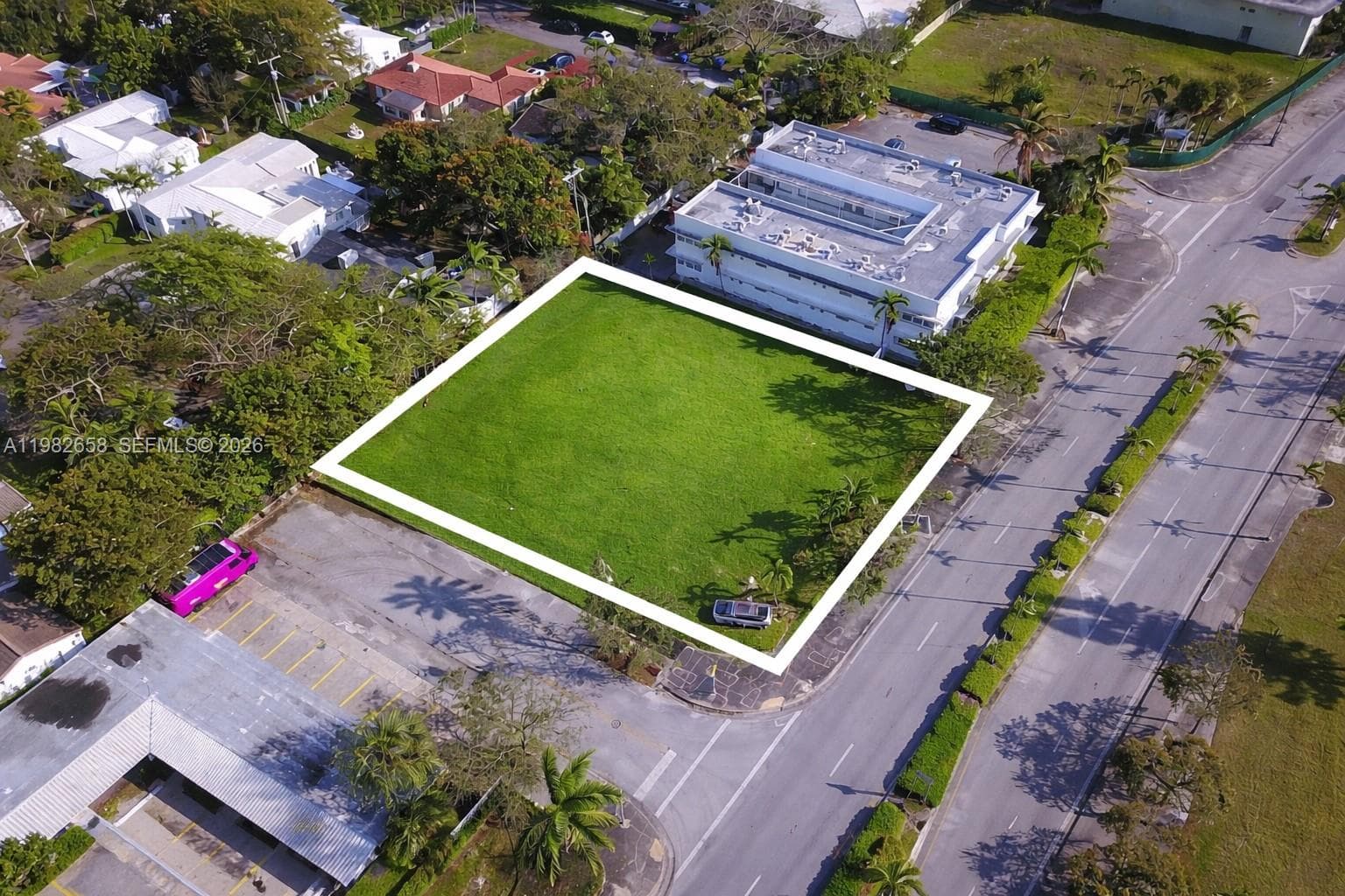 5215 Biscayne Blvd, Miami FL 33137 — 21
